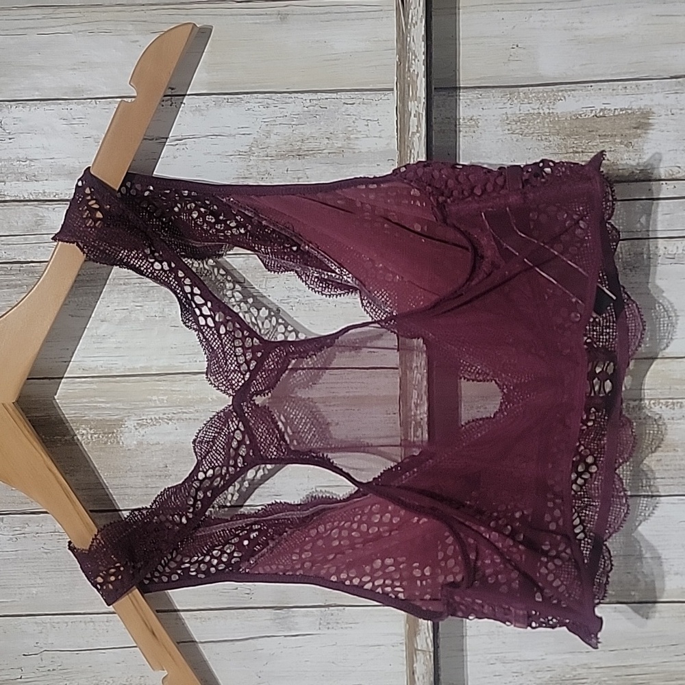 Victoria's Secret Burgundy Lace Bralette Medium - Picture 7 of 8